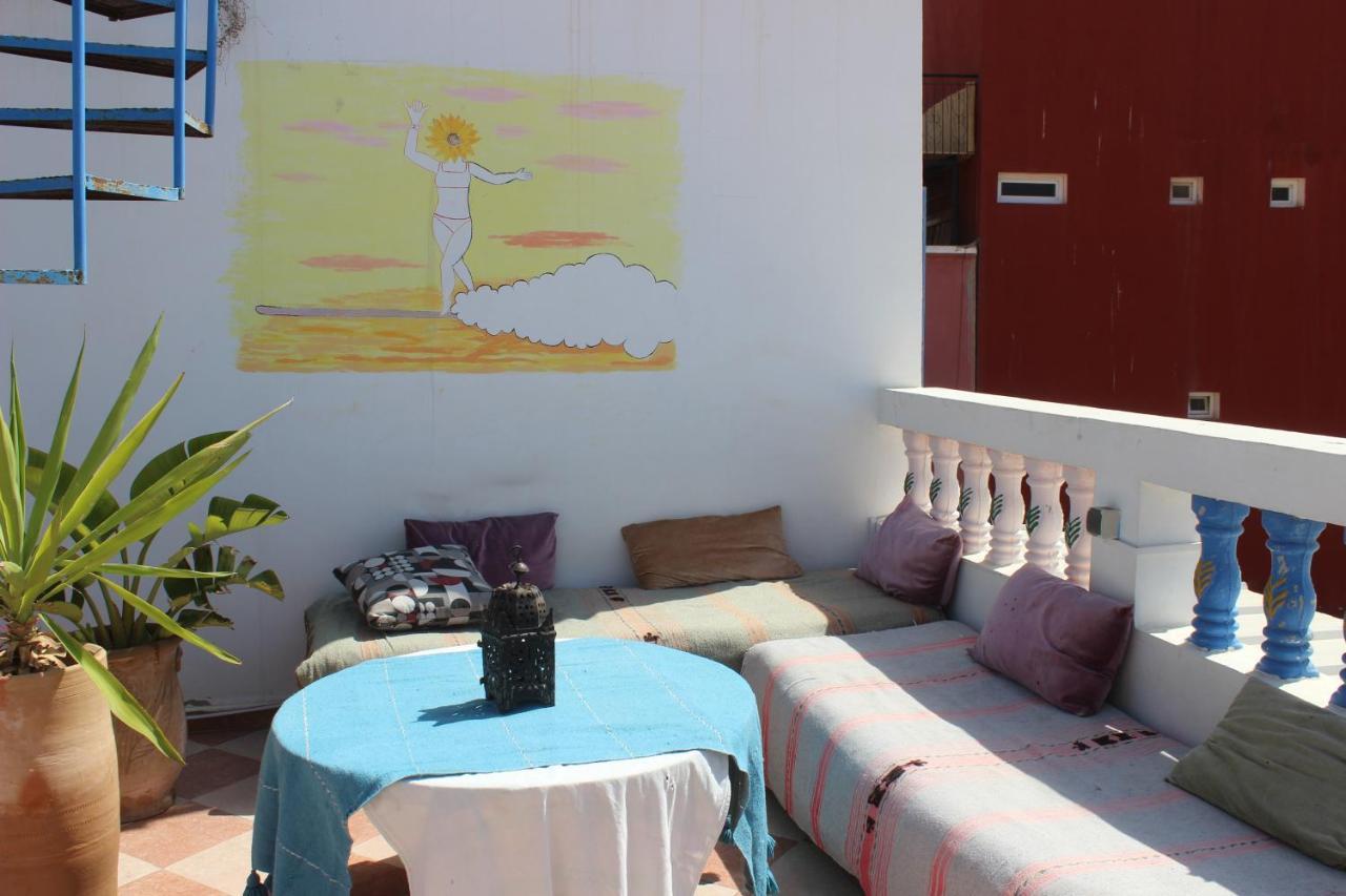 Tamraght White Hostel ภายนอก รูปภาพ