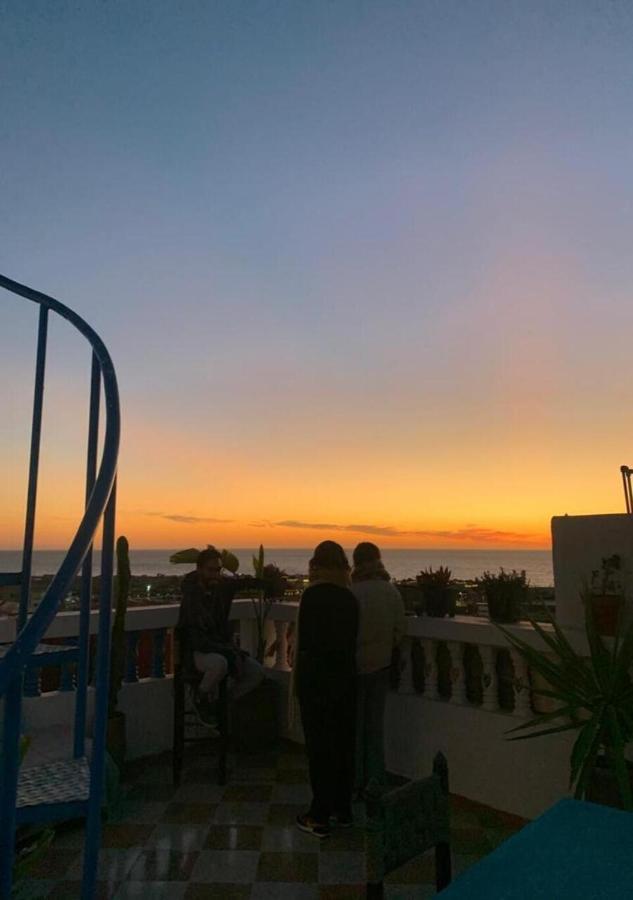 Tamraght White Hostel ภายนอก รูปภาพ