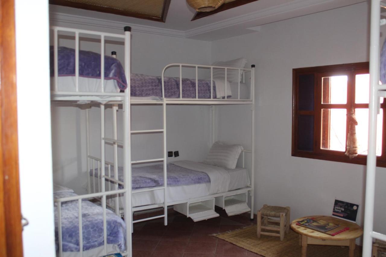 Tamraght White Hostel ภายนอก รูปภาพ