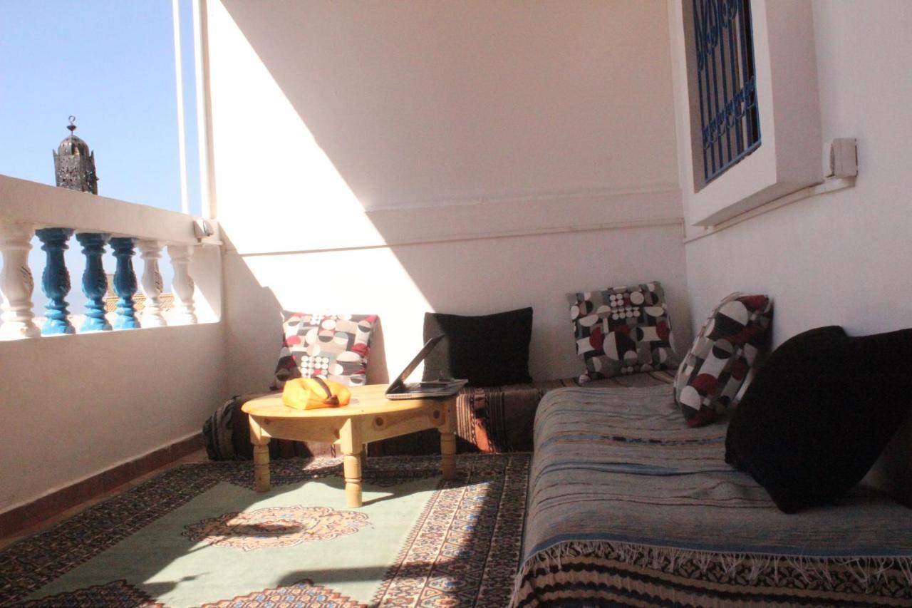 Tamraght White Hostel ภายนอก รูปภาพ