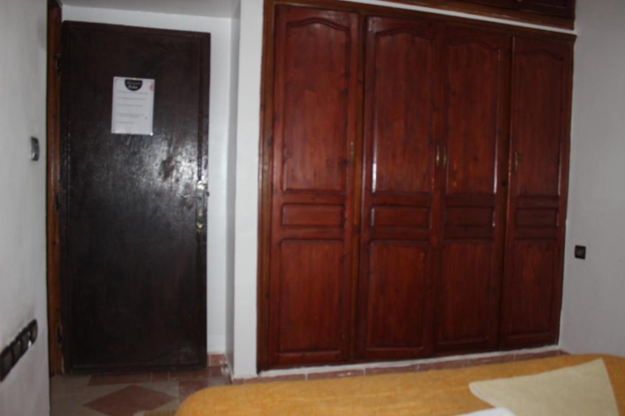 Tamraght White Hostel ภายนอก รูปภาพ