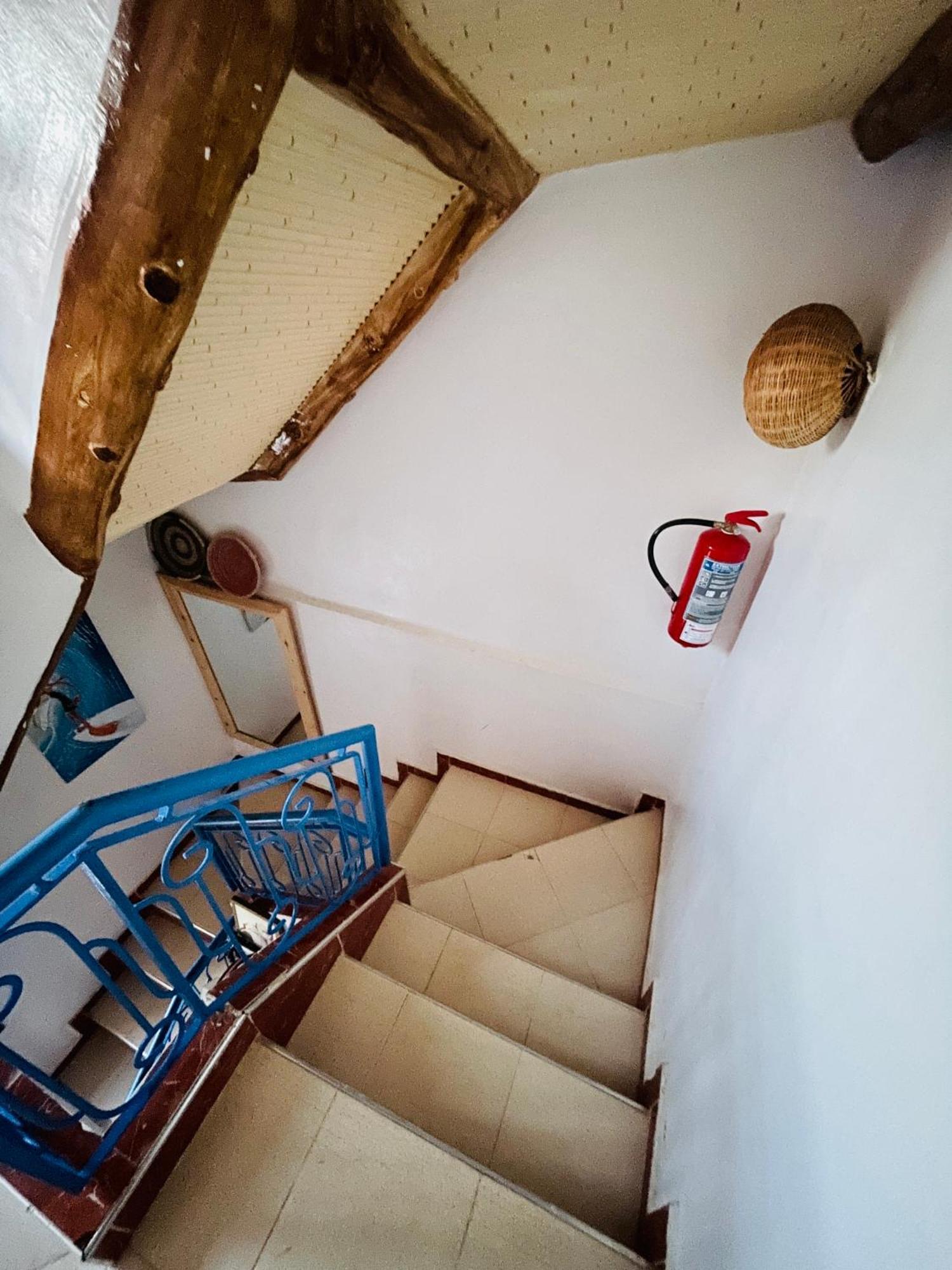 Tamraght White Hostel ภายนอก รูปภาพ